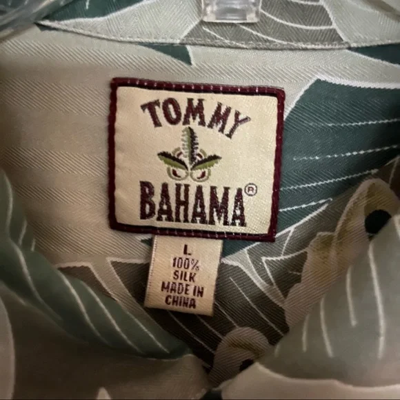 ηεω Tommy Bahama Silk Island Tropical Men's Coconut Buttoned Short